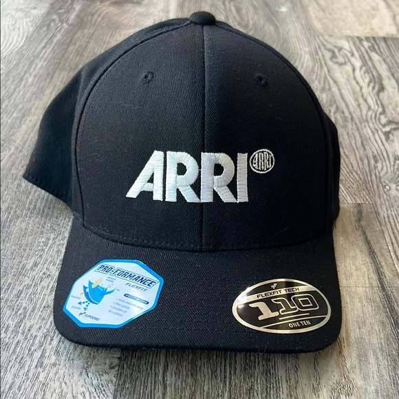 Flexfit Other - Flexfit Hat Black 110 Pro-formance Arri Cap Baseball Hat Mid Profile